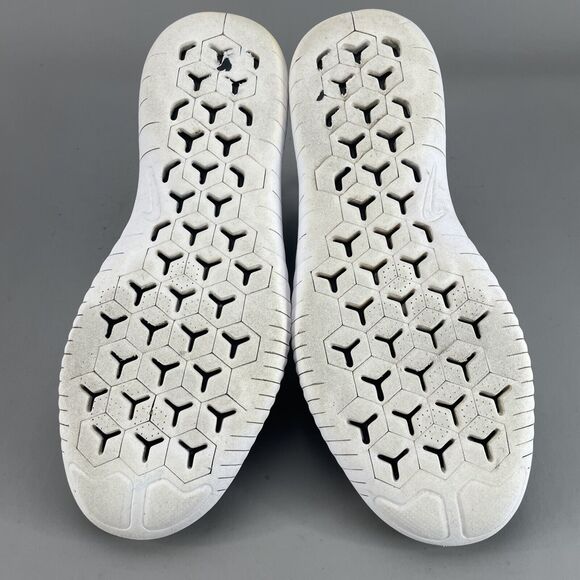 Nike Free RN Flyknit 2018 Women’s 9.5 Running Shoes Athletic Sneakers Black Oreo - Picture 4 of 10